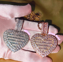 Load image into Gallery viewer, Large Photo Heart Locket