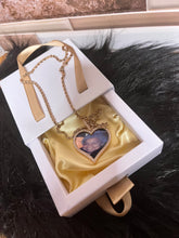 Load image into Gallery viewer, Heartfelt Photo Pendant