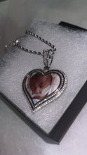 Load image into Gallery viewer, Close 2 My Heart Pendant
