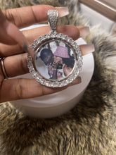 Load and play video in Gallery viewer, Rotating Photo Pendant
