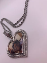 Load image into Gallery viewer, Close 2 My Heart Pendant
