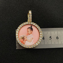 Load image into Gallery viewer, Circle of Love Pendant
